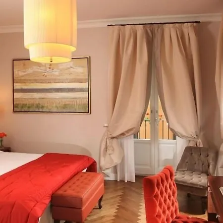 Hotel Mozart 4*