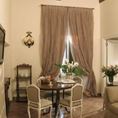 Hotel Mozart 4*