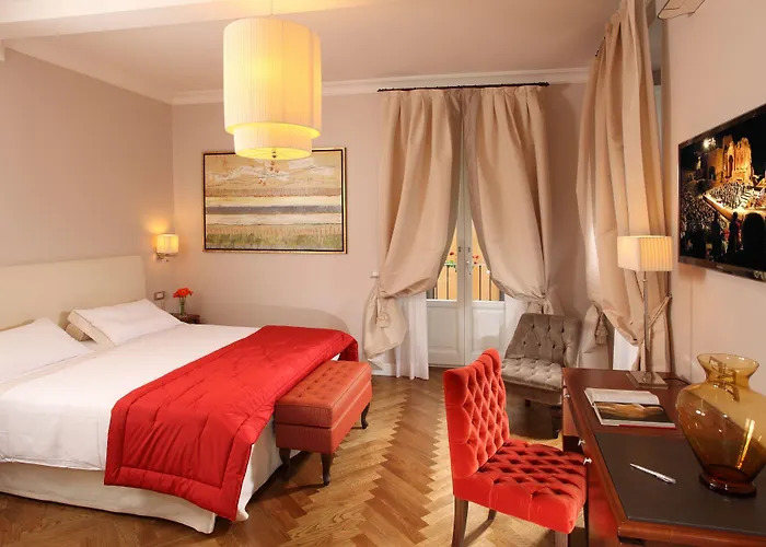 Mozart Hotel 4*